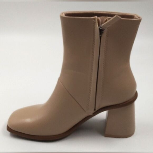 Time and Tru Women's Chunky Heel Ankle Boots SZ 7 - Picture 5 of 16